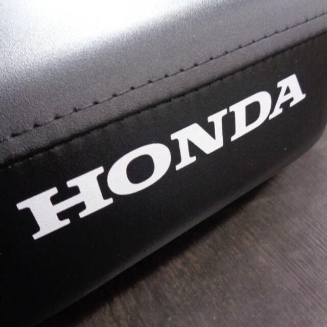 ホンダ(ホンダ)のct125 ハンターカブ　純正シート 自動車/バイクのバイク(パーツ)の商品写真