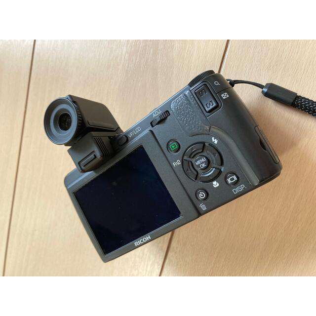 RICOH GX200 リコー コンパクトデジタルカメラ RICOH GX200 リコー コンパクトデジタルカメラ
