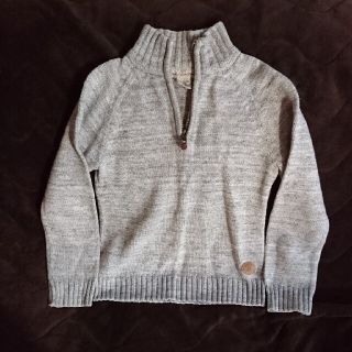 エイチアンドエム(H&M)の美品❇️キッズハーフジップニット 130【H&M】(ニット)