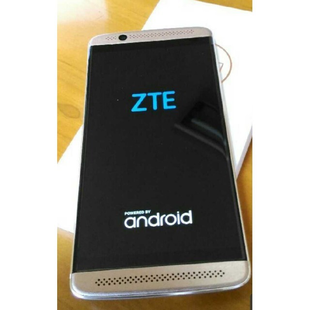 ZTE AXON7 MINI イオンゴールド