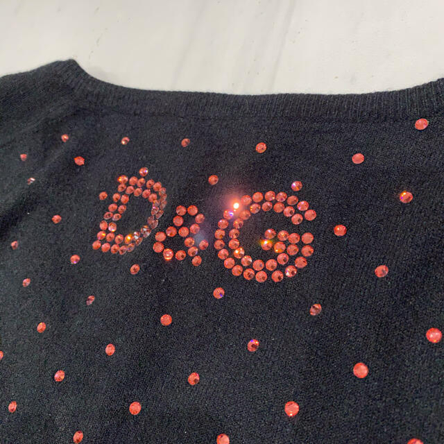 D&G(ディーアンドジー)の値下げ‼️Ｄ＆Ｇ　薄手ニット　ラインストーン レディースのトップス(ニット/セーター)の商品写真