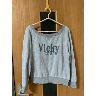 ビッキー(VICKY)のVicky ヴィッキー　ロゴ　スエット　トップス(トレーナー/スウェット)