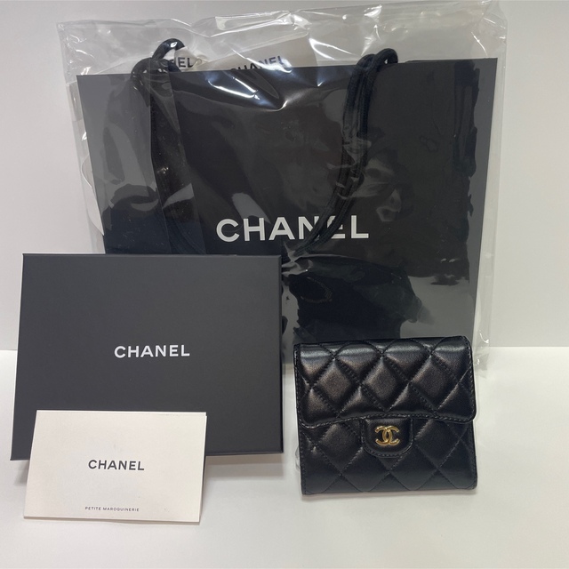 ★即発送★ CHANEL 折り財布　ブラック