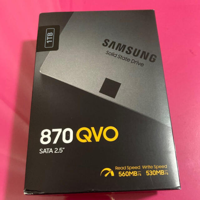 【送料無料】未使用　SAMSUNG SSD 870QVO　１TB