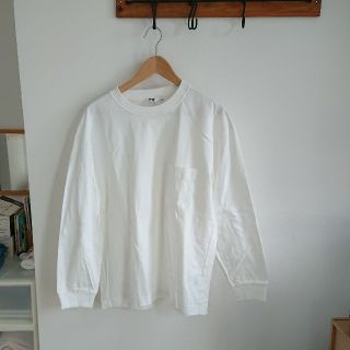 ユニクロ(UNIQLO)のクルーネックTシャツ(Tシャツ/カットソー(七分/長袖))