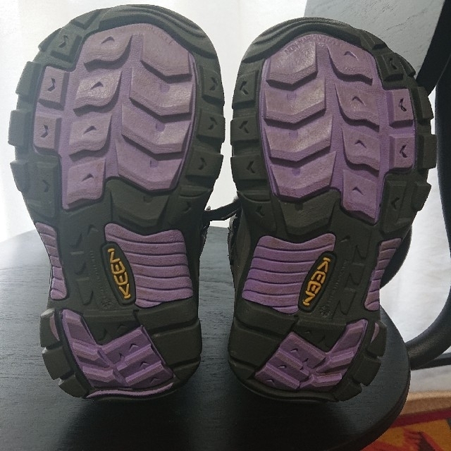 KEEN(キーン)のkeen キーン スノーブーツ 18cm キッズ/ベビー/マタニティのキッズ靴/シューズ(15cm~)(ブーツ)の商品写真