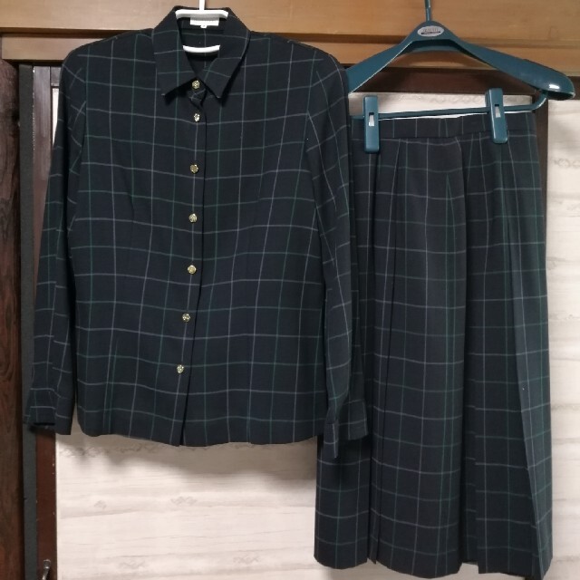 BURBERRY(バーバリー)の【バーバリー】チェックシャツ9号&スカート11号　ツーピース レディースのワンピース(ひざ丈ワンピース)の商品写真