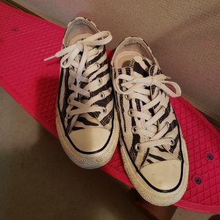 コンバース(CONVERSE)のCONVERSE ゼブラ柄スニーカー(スニーカー)