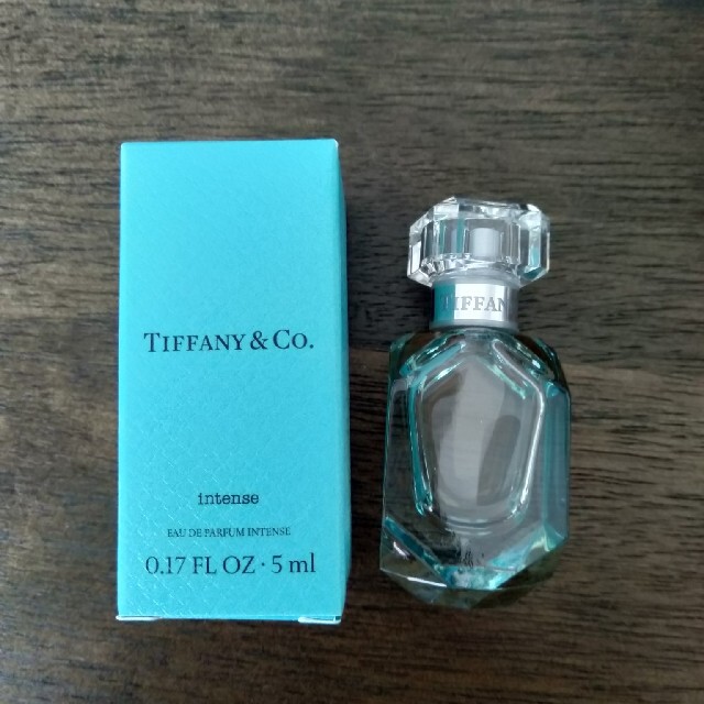 Tiffany & Co.(ティファニー)のTiffany & Co. ティファニー オードパルファム5ml コスメ/美容の香水(香水(女性用))の商品写真