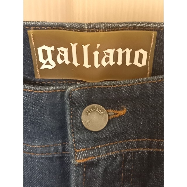 John Galliano(ジョンガリアーノ)のJOHN GALLIANO　ジョンガリアーノ　ジーンズ レディースのパンツ(デニム/ジーンズ)の商品写真