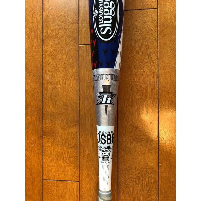 Louisville Slugger(ルイスビルスラッガー)の【お値下げ】少年用 ルイスビル スラッガー カタリスト スポーツ/アウトドアの野球(バット)の商品写真