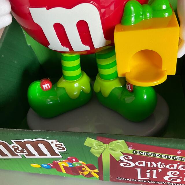 m&m&m's(エムアンドエムアンドエムズ)のm &m’s キャンディディスペンサー エンタメ/ホビーのおもちゃ/ぬいぐるみ(キャラクターグッズ)の商品写真