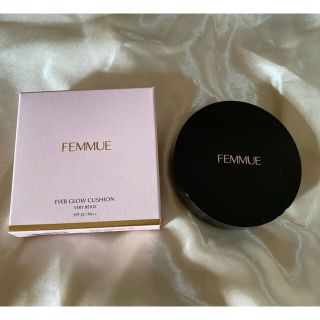 コスメキッチン(Cosme Kitchen)の【新品未使用】FEMMUE クッションファンデ(ファンデーション)