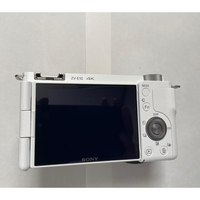 SONY ZV-E10L レンズキット ホワイト ソフトケース付 室内撮影2回 - カメラ SONY ZV-E10L レンズキット ホワイト ソフトケース付 室内撮影2回 - カメラ