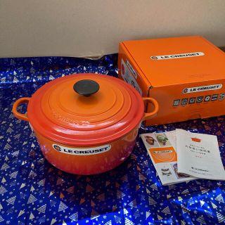 ルクルーゼ(LE CREUSET)の未使用　ル・クルーゼ　ココット・ロンド  24cm オレンジ　(鍋/フライパン)