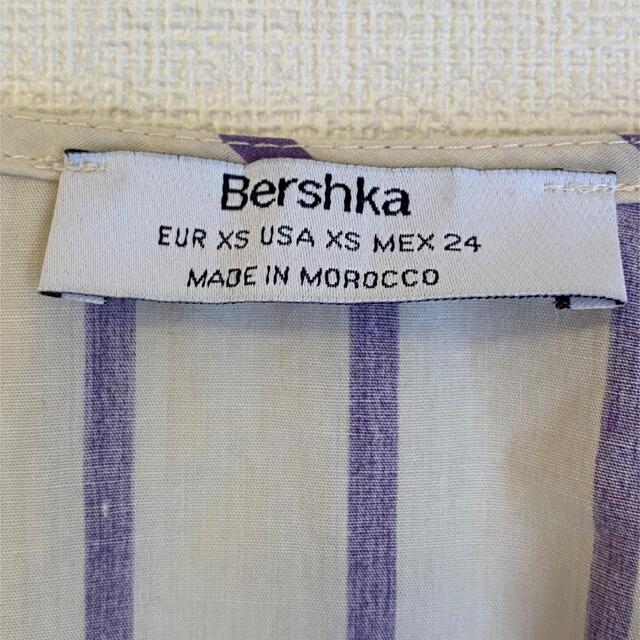 Bershka(ベルシュカ)のBershka Blouse レディースのトップス(シャツ/ブラウス(長袖/七分))の商品写真