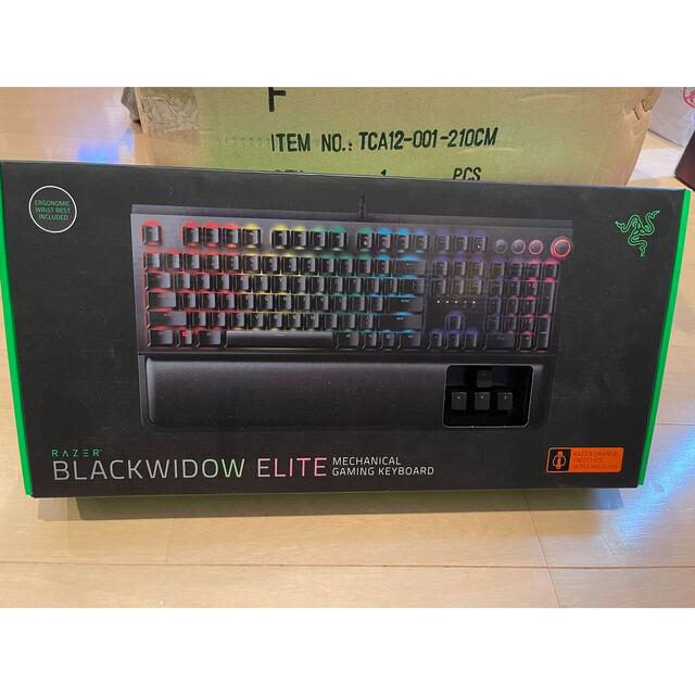 Razer ゲーミングキーボード BLACKWIDOW ELITE