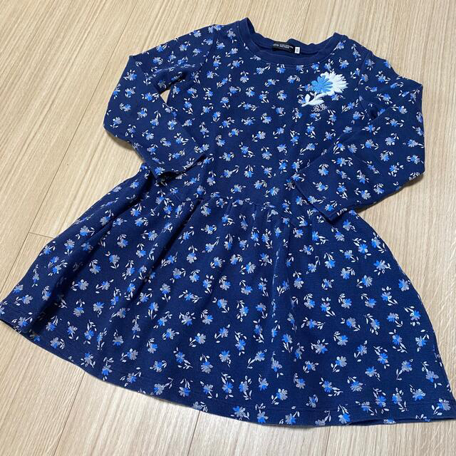 BeBe(ベベ)のベベ bebe✨花柄ワンピース 120cm キッズ/ベビー/マタニティのキッズ服女の子用(90cm~)(ワンピース)の商品写真