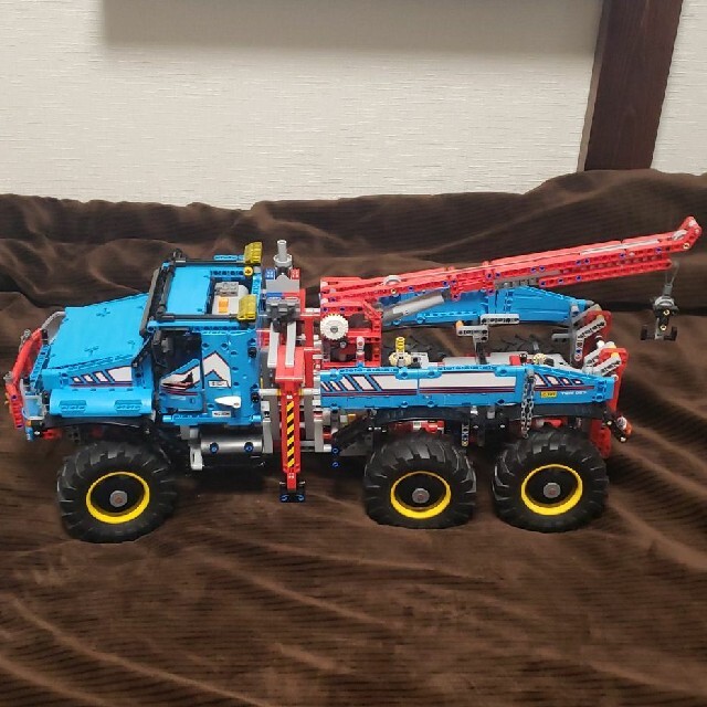 Lego - LEGO テクニック 42070 6x6 全地形マグナムレッカー車 完成品の ...