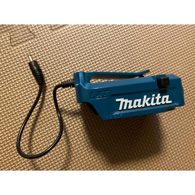 Makita(マキタ)のマキタ　空調服用ファン　バッテリー　バッテリーホルダ　 スポーツ/アウトドアの自転車(工具/メンテナンス)の商品写真