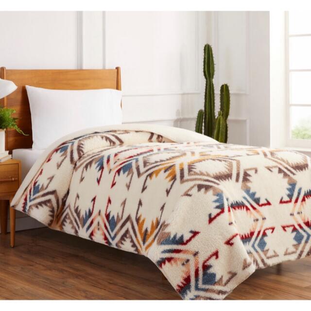 PENDLETON(ペンドルトン)の【新品未使用】ペンドルトン　PENDLETON ブランケット　ツインサイズ インテリア/住まい/日用品の寝具(毛布)の商品写真