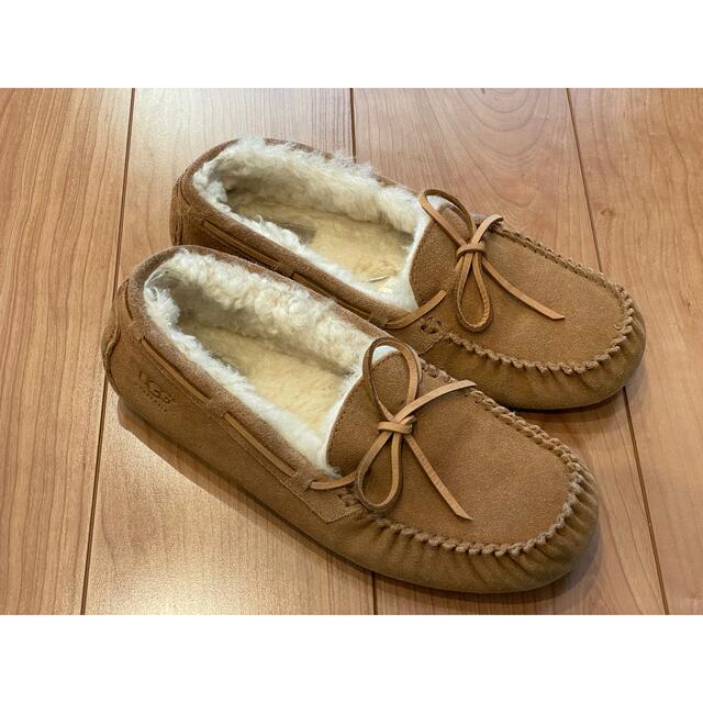 UGG アグ　ダコタ