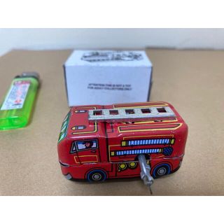 レトロ　金属製　消防車　動けます レトロ 金属製 消防車 動けます の通販 by 複数購入ー150円X数