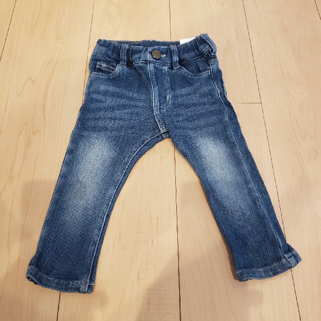 ジーパン　ストレッチジーンズ　80サイズ キッズ/ベビー/マタニティのベビー服(~85cm)(パンツ)の商品写真