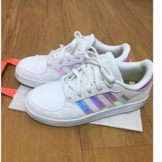 adidas   アディダス スニーカー シューズ オーロラ adidasの通販 by