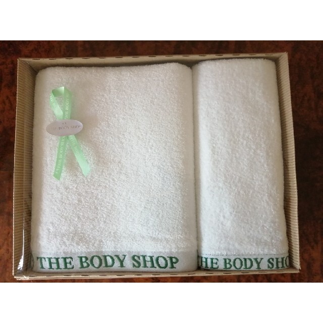 THE BODY SHOP(ザボディショップ)の【新品】THE BODY SHOP　バスタオルセット インテリア/住まい/日用品の日用品/生活雑貨/旅行(タオル/バス用品)の商品写真