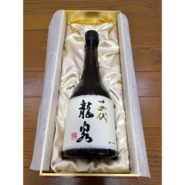 一四代　龍泉　純米大吟醸　720  化粧箱　 食品/飲料/酒の酒(日本酒)の商品写真