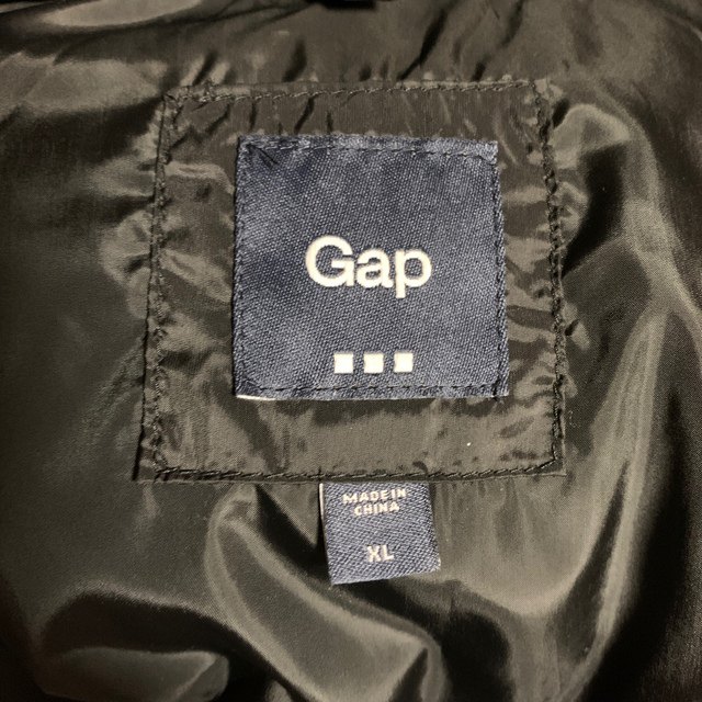 GAP(ギャップ)のGAPダウンベスト メンズのジャケット/アウター(ダウンベスト)の商品写真