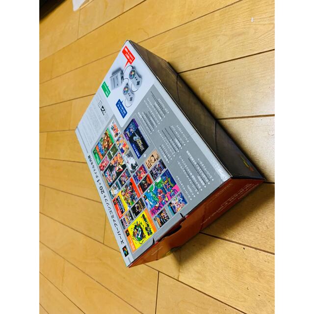 任天堂(ニンテンドウ)のスーパーファミコンミニ エンタメ/ホビーのゲームソフト/ゲーム機本体(家庭用ゲーム機本体)の商品写真