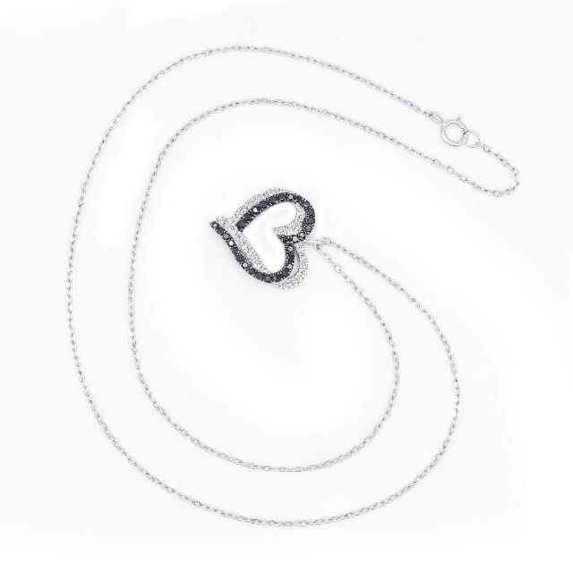 抱き合う♡ペンダントトップ 即購入可 5