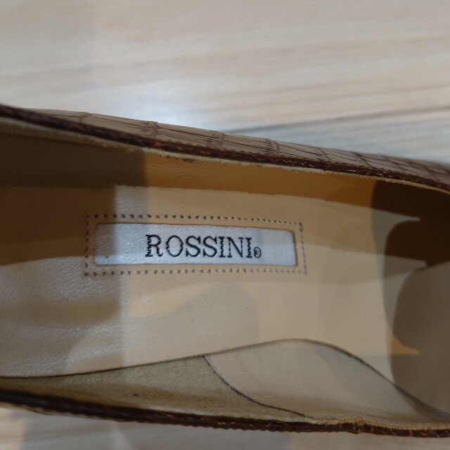 ROSSINI(ロッシーニ)の【美品】Rossini/パンプス/お値打ち　ほぼ未使用品 レディースの靴/シューズ(ハイヒール/パンプス)の商品写真