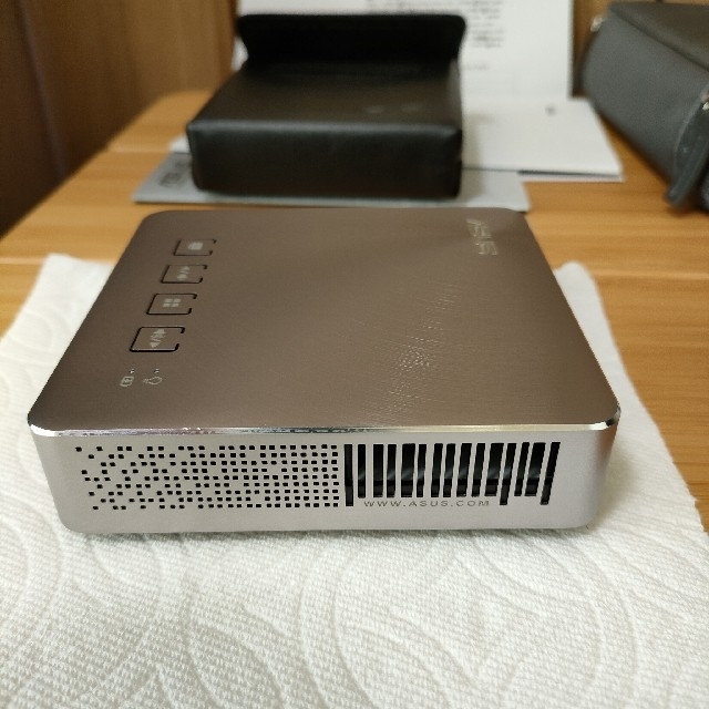 ASUS S1プロジェクター