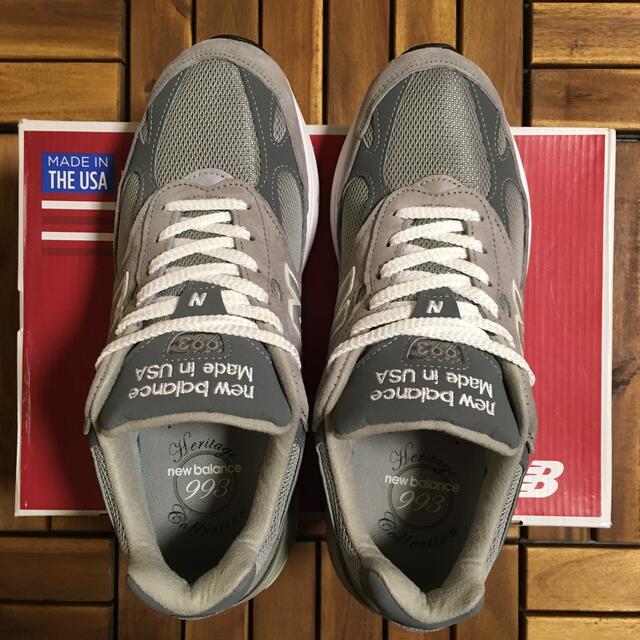 New Balance(ニューバランス)の【美品】New Balance MR993GL 27.5cm ニューバランス メンズの靴/シューズ(スニーカー)の商品写真