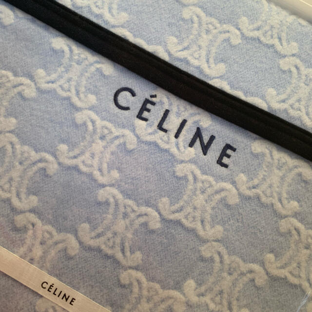 celine(セリーヌ)の新品！セリーヌ　綿毛布　CELINE  マカダム柄　水色×白 インテリア/住まい/日用品の寝具(毛布)の商品写真