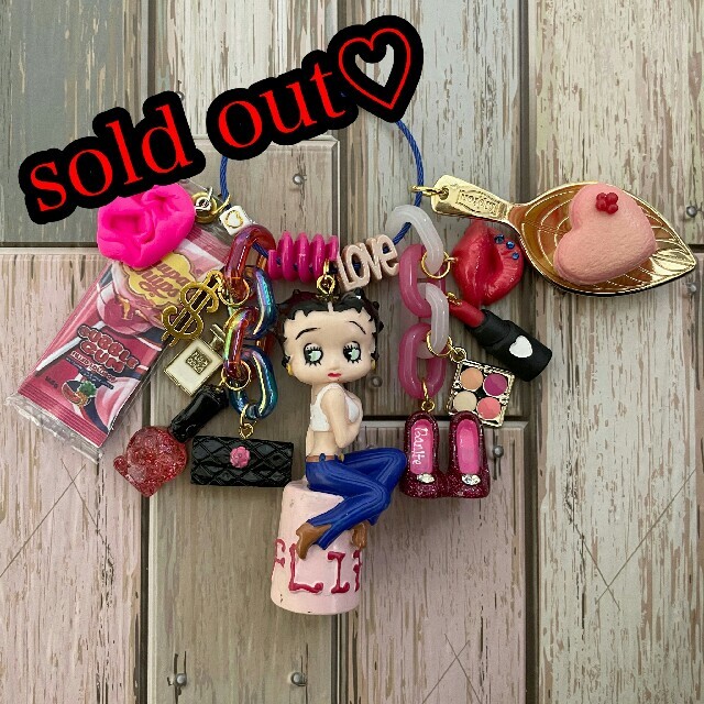【ラッピング無料】 キュートなGirl❤ じゃらじゃらキーホルダー ハンドメイド キーホルダー+ストラップ 【ラッピング無料】 キュートなGirl❤ じゃらじゃらキーホルダー ハンドメイド キーホルダー+ストラップ
