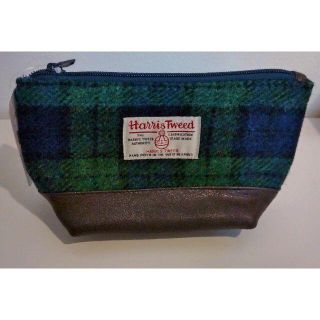 ハリスツイード(Harris Tweed)のタグ付新品！ハリスツイードポーチ(ポーチ)