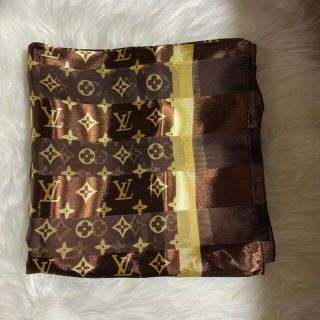 ルイヴィトン(LOUIS VUITTON)のスカルプ　Louis Vuitton (マフラー/ショール)