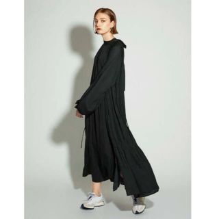 emmi atelier - 【emmi atelier】ハイネックバックリボンワンピースの