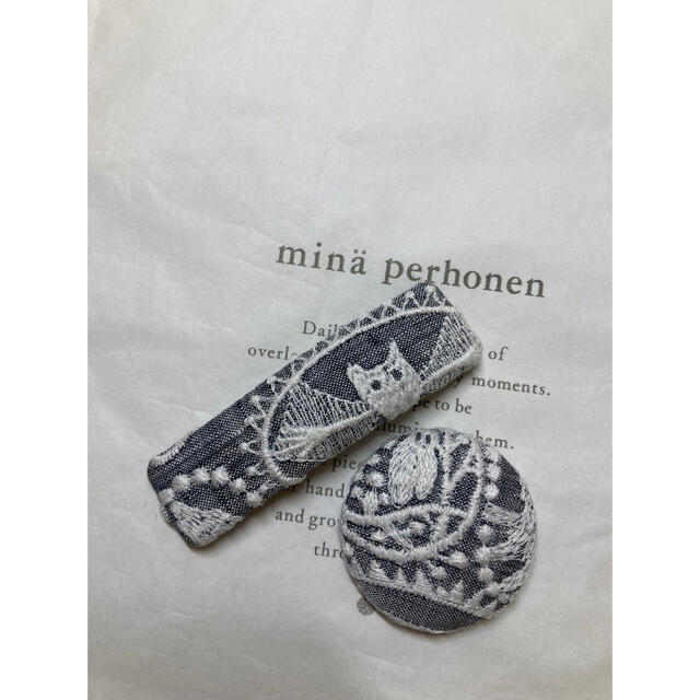 mina perhonen(ミナペルホネン)の♪ミナペルホネン jungle relief♪273パッチンピン ハンドメイド ハンドメイドのアクセサリー(ヘアアクセサリー)の商品写真