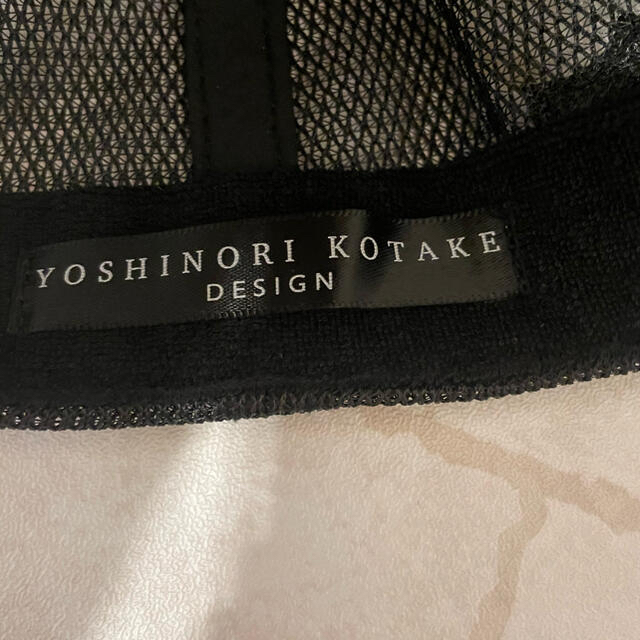 YOSHINORI KOTAKE(ヨシノリコタケ)のバーニーズ☆YOSHNORI KOTAKE☆キャップ　ヨシノリ　コタケ レディースの帽子(キャップ)の商品写真