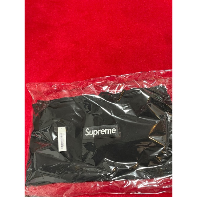 Supreme(シュプリーム)の新品未使用Sサイズ 21AW Supreme Box Logo Hooded  メンズのトップス(パーカー)の商品写真