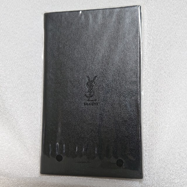 Yves Saint Laurent Beaute(イヴサンローランボーテ)の✳sunny shop様専用✳YSLノベルティバニティーケース+ミニ手帳 コスメ/美容のコスメ/美容 その他(その他)の商品写真