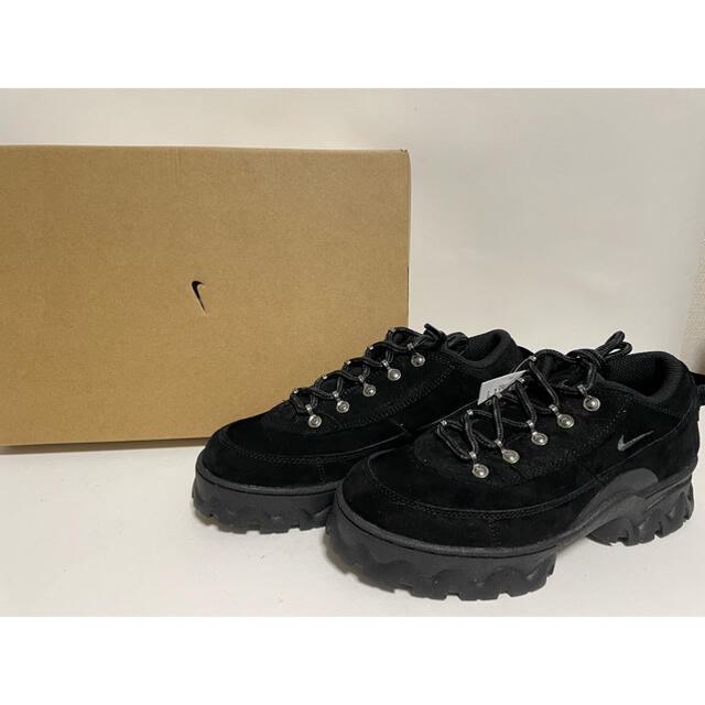 NIKE(ナイキ)の【新品】23.5㎝　NIKE WMNS LAHAR LOW ラハール　ブラック レディースの靴/シューズ(スニーカー)の商品写真