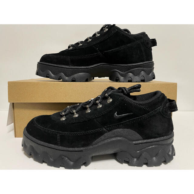 NIKE(ナイキ)の【新品】23.5㎝　NIKE WMNS LAHAR LOW ラハール　ブラック レディースの靴/シューズ(スニーカー)の商品写真