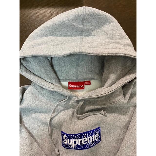 Supreme(シュプリーム)のSupreme Bandana Box Logo Hooded Mサイズ メンズのトップス(パーカー)の商品写真