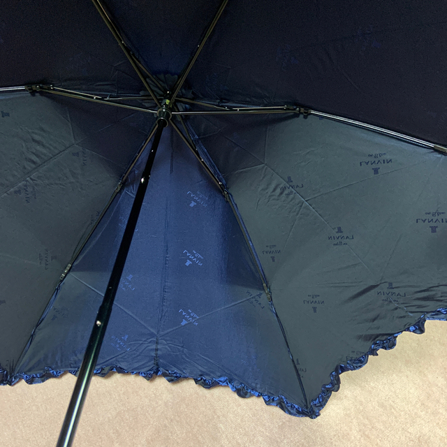 LANVIN(ランバン)のLANVIN 折りたたみ傘 レディースのファッション小物(傘)の商品写真